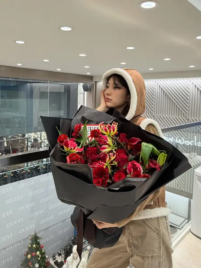 Bae Suzy Akan Kembali Sebagai Idol, Rilis Single Digital pada 17 Februari 2025