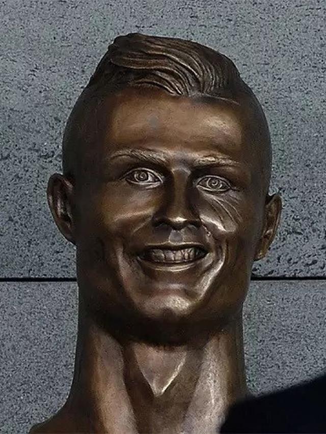 6 Patung Tokoh Terkenal yang Hasilnya Nyeleneh, Terbaru Soekarno Seharga Rp500 Juta