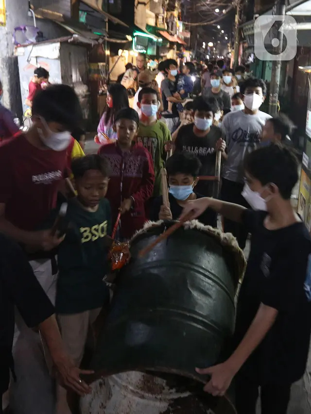 Malam Takbiran Warga Sawah Besar Jakarta