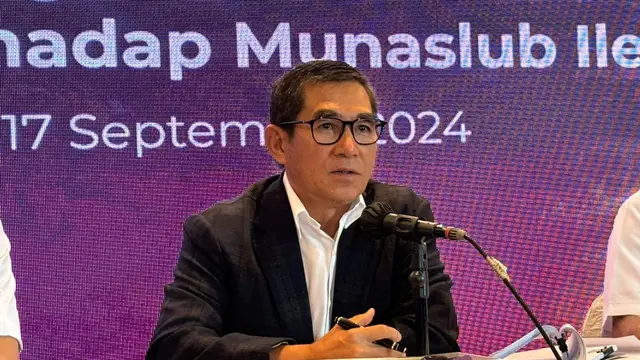 Kuasa Hukum Kadin Indonesia, Hamdan Zoelva, dalam konferensi pers Hasil Investigasi dan Tindakan Organisasi Terhadap Munaslub Ilegal, Selasa (17/9/2024). (Foto: Liputan6.com/Tira Santia)
