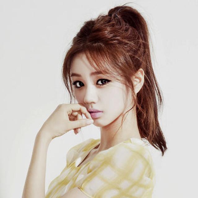 Hyeri Girls Day Pingsan Saat Beraksi Di Acara Musik Showbiz Liputan6 Com