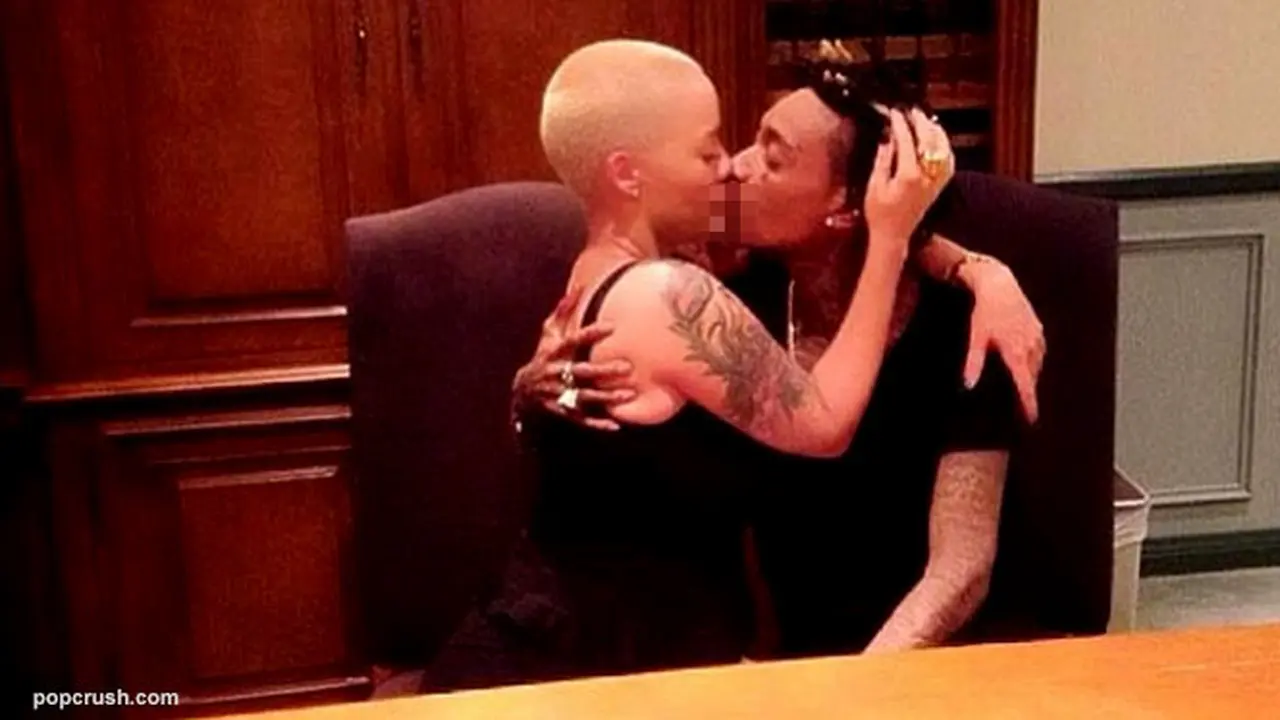 khalifa-dan-amber-rose-130710b.jpg