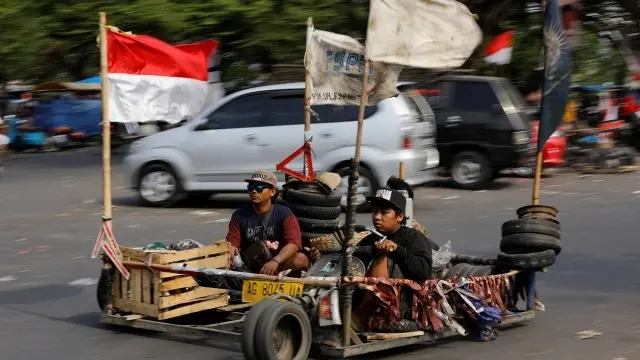 Potret Nyeleneh Modifikasi Vespa Ini Bikin Tepuk Jidat