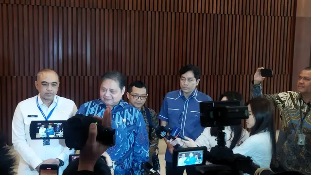 Menteri Koordinator Bidang Perekonomian Airlangga Hartarto dalam Rakernas Asosiasi Pemerintah Kabupaten Seluruh Indonesia (APKASI) di Nusantara Hall II ICE Bumi Serpong Damai, Kamis (20/7/2023). (Dok Kemenko Perekonomian)