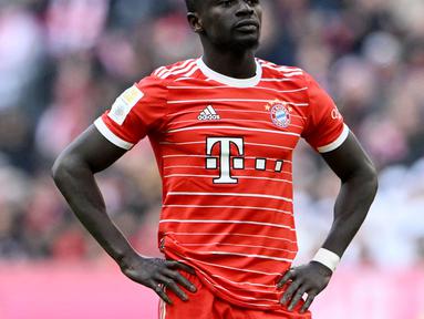 Mantan bintang Liverpool ini tampak kehilangan ketangguhannya sejak pindah ke Bayern Munchen. Menurunya performa Mane membuat nilai pasarnya yang semula pada musim panas 2022 sebesar 70 juta euro (Rp1,14 triliun) kini tinggal 25 juta euro (Rp408,3 miliar). (Photo by Christof STACHE / AFP)