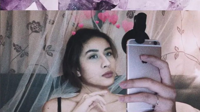 Nggak Harus Seksi Seperti Awkarin, Ini Tips Sukses Jadi Selebgram