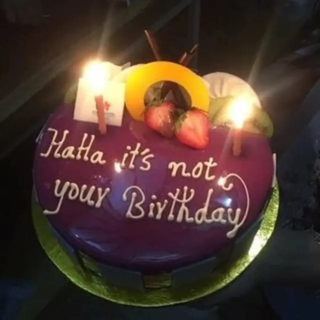 7 Potret Tulisan Nyeleneh di Kue Ulang Tahun Ini Malah Bikin Kesal