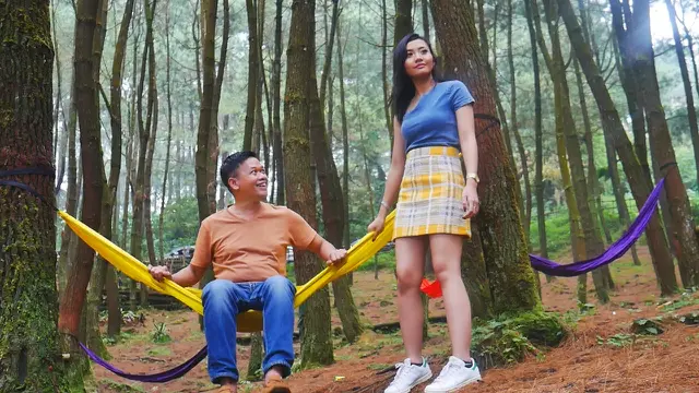 Penyanyi Dilla Priscillia memperkenalkan lagu terbarunya berjudul Aku Istri Bukan Pembantu