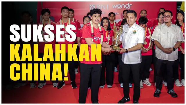 Tim bulu tangkis Indonesia mendapat sambutan hangat dari PBSI di Bandara Soetta pada Senin (17/2/2025)