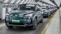 BYD Buka Pemesanan Denza N9, Ini Harga Lengkapnya