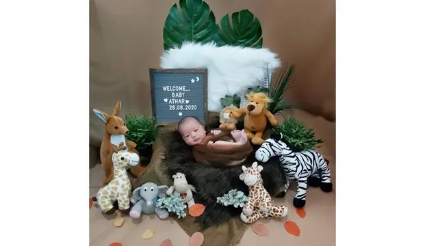 6 Pemotretan Baby Born Athar Anak Citra Kirana dan Rezky Aditya, Menggemaskan