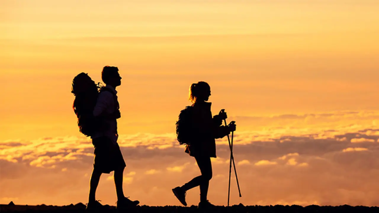 Berikut adalah Top 3 thread traveler tantang Pendakian Gunung Salak, Curug Sanghyang Taraje dan Museum Kekinian Taman Impian Jaya Ancol .