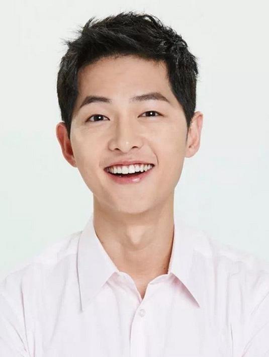 Ulang Tahun, Song Joong Ki Banjir Doa dan Ucapan - Celeb 