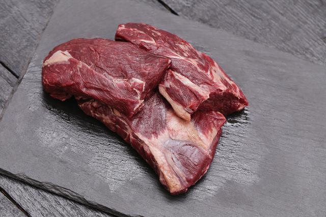 Memilih Daging Sapi yang Segar