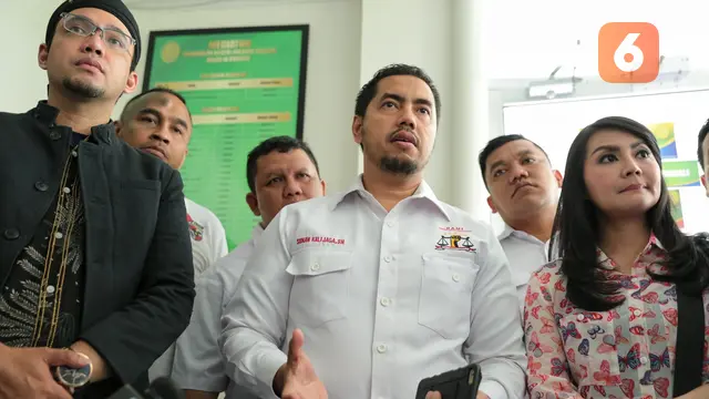 [Bintang] Tessa Kaunang dan Sandy Tumiwa