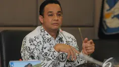 Menteri Pendidikan dan Kebudayaan, Anies Baswedan saat konferensi pers, Jakarta, Senin (24/11/2014). (Liputan6.com/Herman Zakharia)