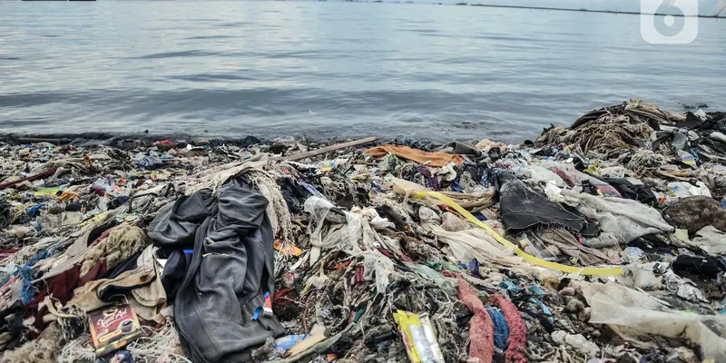 FOTO: Indonesia Peringkat Kedua Negara Penghasil Sampah Laut di Dunia