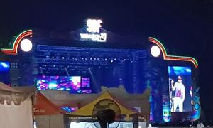 Taman Mini Indonesia Indah (TMII) di Jakarta Timur (Jaktim) salah satu destinasi favorit masyarakat untuk menghabiskan liburan pada hari pertama 2026. (Antara)