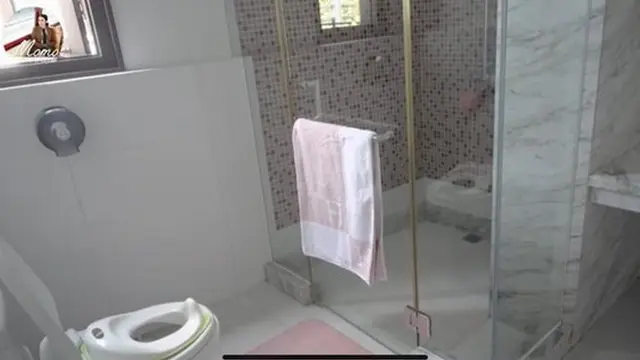 Kamar bayi Momo Geisha yang super mewah