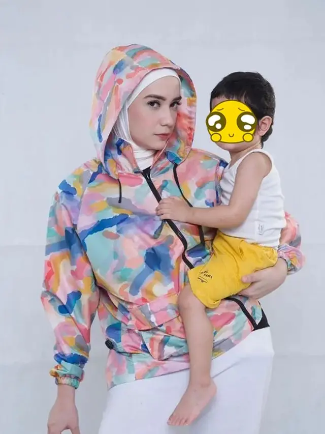 7 Potret Kebersamaan Putri Anne dan Sang Anak, Kompak Banget