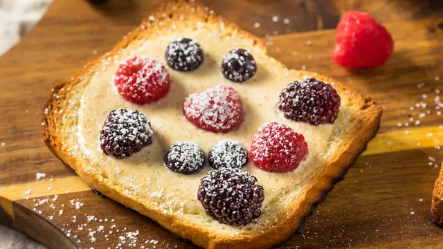 yogurt custard toast 2