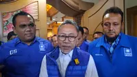 Ketua Umum PAN Zulkifli Hasan usai menghadiri konsolidasi bacaleg DPR RI se-Jawa Tengah di Hotel Sahid Jaya, Solo, Rabu (12/7).(Liputan6.com/Fajar Abrori)&nbsp;
