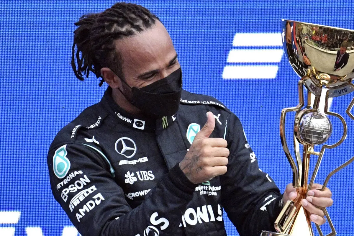 Foto: Berjaya di GP Rusia, Lewis Hamilton Cetak Sejarah Fantastis di F1