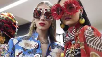 Intip uniknya koleksi kacamata dari Dolce & Gabbana yang memukau. (Foto: Instagram/@dolcegabbana)