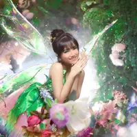 Inilah potret Fuji yang mengenakan kostum peri. Namun netizen justru fokus dengan caption unggahan fuji yang menuliskan UBEL. Lantas netizen, bahkan rekan sesama artis mengaitkan inisial tersebut dengan El Rumi. Netizen kompak menjodohkan Fuji dan El Rumi. (Liputan6.com/IG/fuji_an).