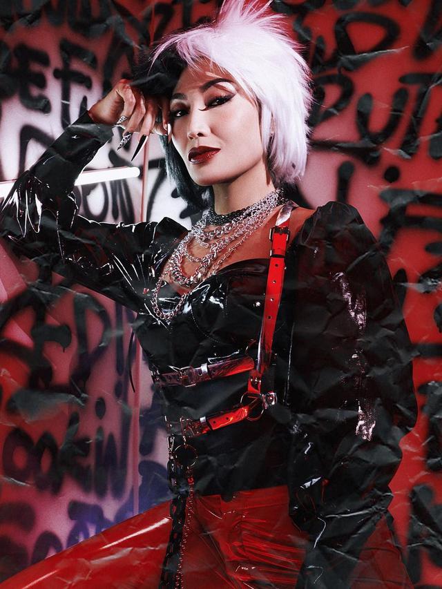 Gaya Pemotretan 11 Seleb Ini Terinspirasi dari Film Disney Cruella, Curi Perhatian