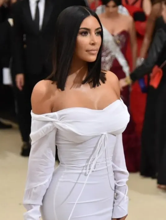 Dilansir dari e! news, Kim Kardashian sangat merasa perbedaannya jika dibandingkan dengan dua kehamilan sebelumnya. (MIKE COPPOLA / GETTY IMAGES NORTH AMERICA / AFP)