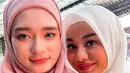 Sontak, gaya hijabnya itu mencuri perhatian. Banyak netizen yang menyebut jika gaya hijab ini zaman dahulu alias jadul, yang pernah hits di tahun 1980 an.