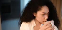 Dari meningkatkan fokus hingga membantu menunda rasa lelah, kopi bisa menjadi teman olahraga jika dikonsumsi dengan tepat. (Foto/Dok: Pexels)