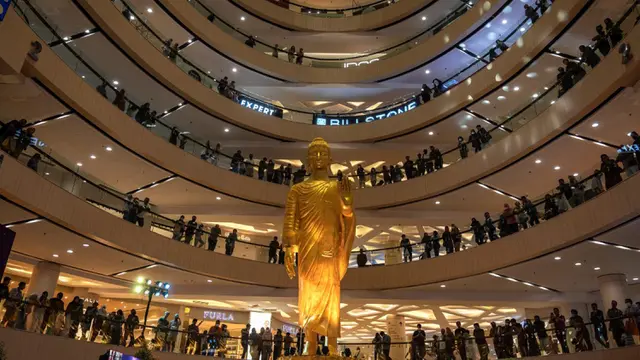 Patung Buddha Raksasa