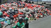 Ditolak Warga Serang, Sampah Tangsel Dialihkan ke Cileungsi