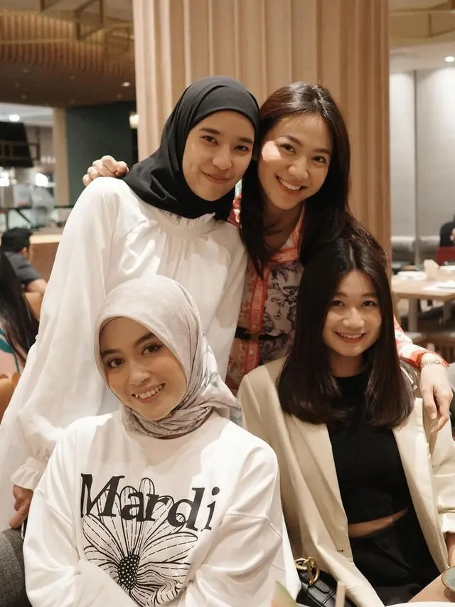 Wajah Bare Face Shanju Istri Jonatan Christie saat Gender Reveal. [@shanju]