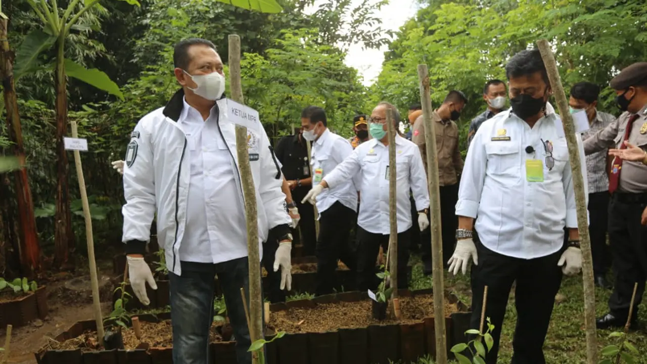 Ketua MPR Bambang Soesatyo dan Menteri Pertanian Syahrul Yasin Limpo. Dok Kementan