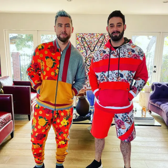 Lance Bass dan Michael Turchin. (Instagram/ lancebass)