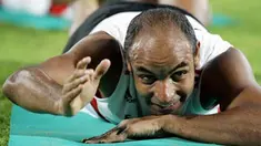 AC Milan's Brazilian player Emerson trains at Al-Nasr club's ground in Dubai on December 31, 2008. AFP PHOTO/MARWAN NAAMANI 