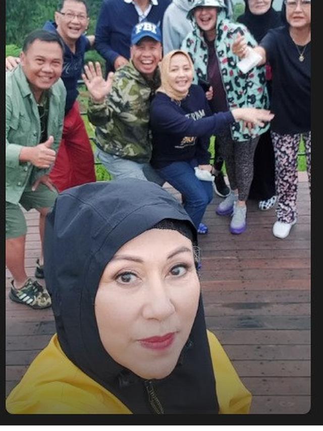 Reuni artis senior era 70 dan 80-an (Foto: Instagram/@cameliamalikreal)