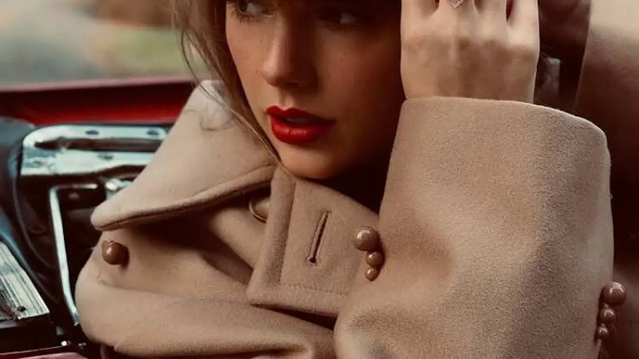 Taylor Swift dalam All Too Well