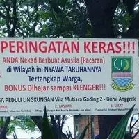 Spanduk yang melarang pacaran di salah satu wilayah Bekasi tuai kontroversi | foto ; facebook