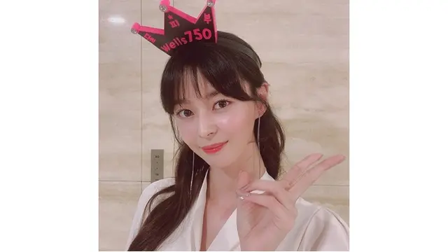 7 Potret Pesona Kwon Nara, Wanita yang Dirumorkan Berpacaran dengan Lee Jong Suk