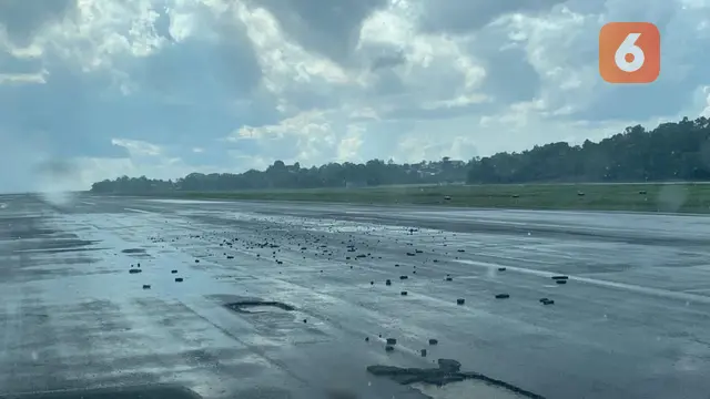 Landasan Pacu Yang Terkelupas