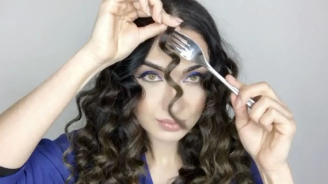 Rambut Keriting Sempurna dengan Bantuan Garpu, Kok Bisa?
