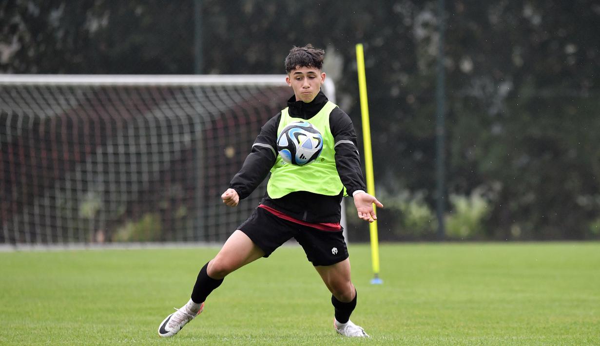 Amar Rayhan Brkic bergabung dengan Timnas Indonesia U-17 saat mengikuti pemusatan latihan di Jerman. Amar bermain di lini serang bisa sebagai gelandang sayap maupun penyerang. (Dok.PSSI)