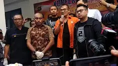 Tio Pakuswdewo mengakui dirinya menggunakan narkoba jenis Sabu. Ia berpesan agar tidak dicontoh oleh siapa pun dalam hal penggunaan narkoba.