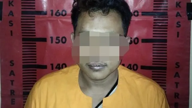 KH pelaku pencurian HP di Jember diamankan Polisi setalah sempat diamuk massa. (Istimwa)