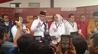 Bakal paslon Prof Husain Syam dan Enny Anggraeni Anwar (PHS-Enny) daftar Pilgub Sulbar (Liputan6.com/Abdul Rajab Umar)