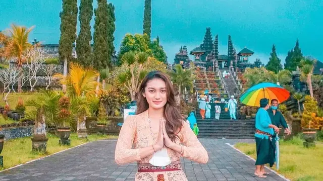 Potret Cantik Fiolina Teja Yanti. (instagram/fiolinatejaay)